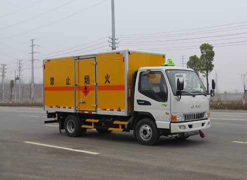 江淮易燃液體廂式運輸車(chē)