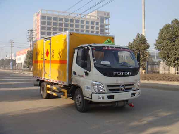 福田奧鈴易燃液體廂式運輸車(chē)