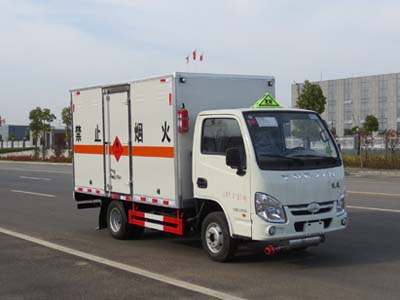 躍進(jìn)易燃液體廂式運輸車(chē)