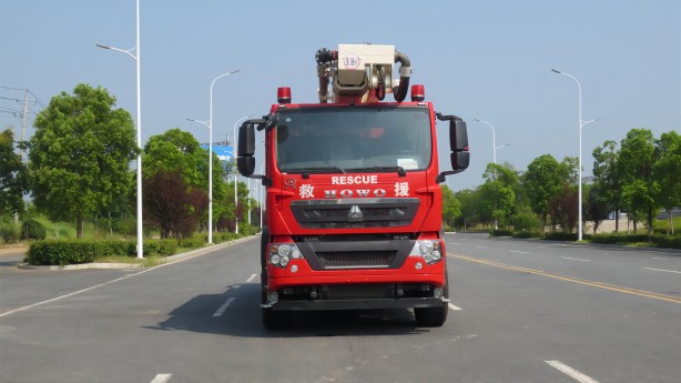 32米JDF5330JXFJP32Z6居高噴射消防車(chē)01(1).jpg