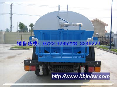 東風(fēng)145灑水車(chē),平頭帶臥,康機160馬力.裝水8-10噸.前沖后灑,側噴,后置工作臺.銷(xiāo)售熱線(xiàn):13908665336