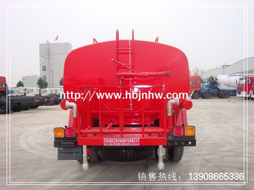 東風(fēng)145消防灑水車(chē),裝水6噸.裝備消防泵,消防炮.銷(xiāo)售熱線(xiàn):13908665336